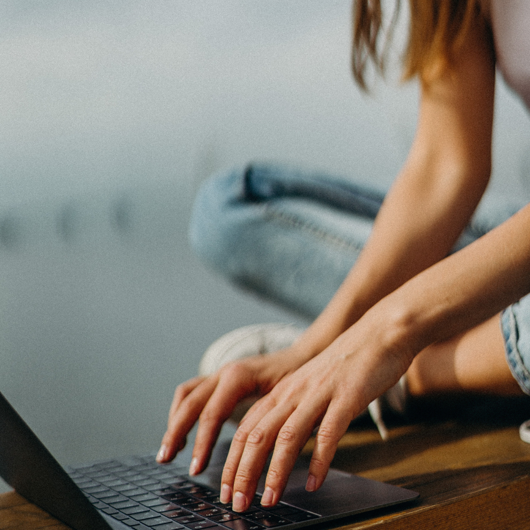 <span id="hs_cos_wrapper_name" class="hs_cos_wrapper hs_cos_wrapper_meta_field hs_cos_wrapper_type_text" style="" data-hs-cos-general-type="meta_field" data-hs-cos-type="text" >De största HR-trenderna under 2023</span>