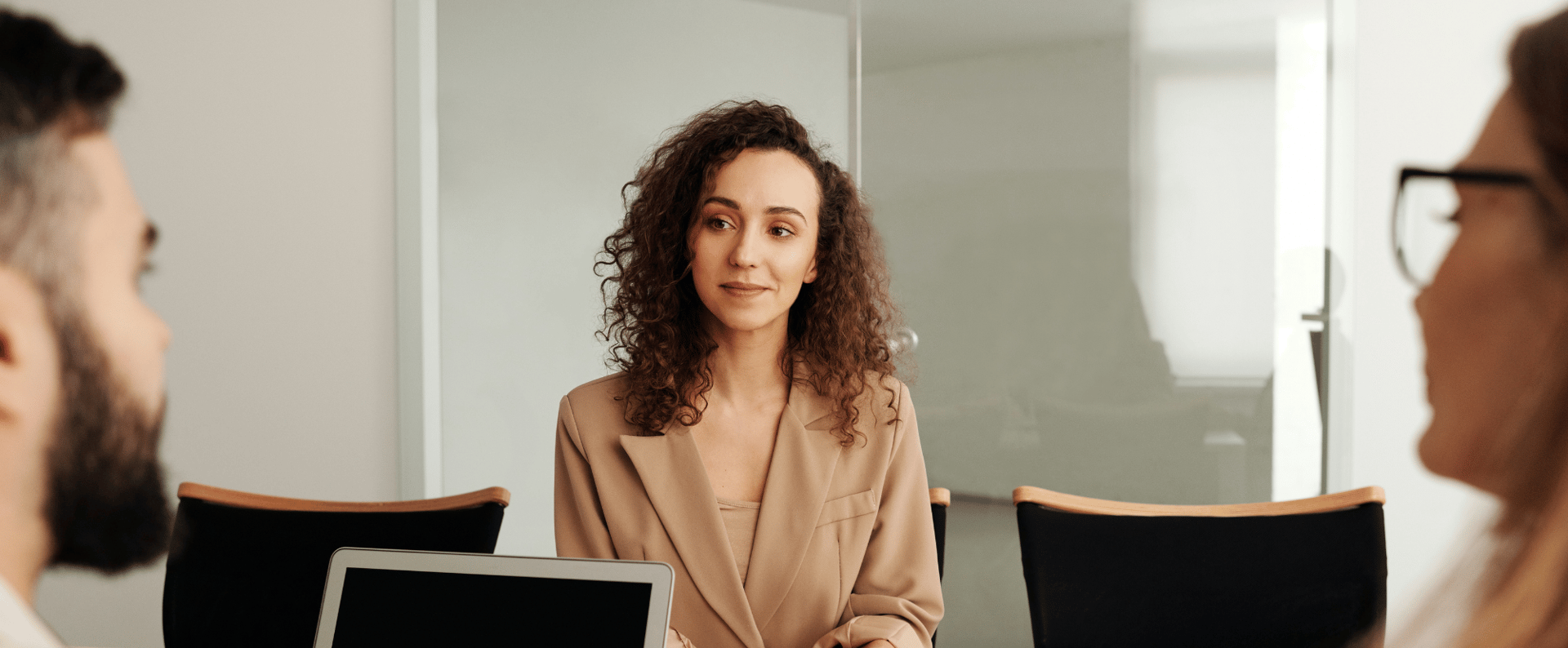 <span id="hs_cos_wrapper_name" class="hs_cos_wrapper hs_cos_wrapper_meta_field hs_cos_wrapper_type_text" style="" data-hs-cos-general-type="meta_field" data-hs-cos-type="text" >Så gör du ett gott intryck på arbetsmässan</span>